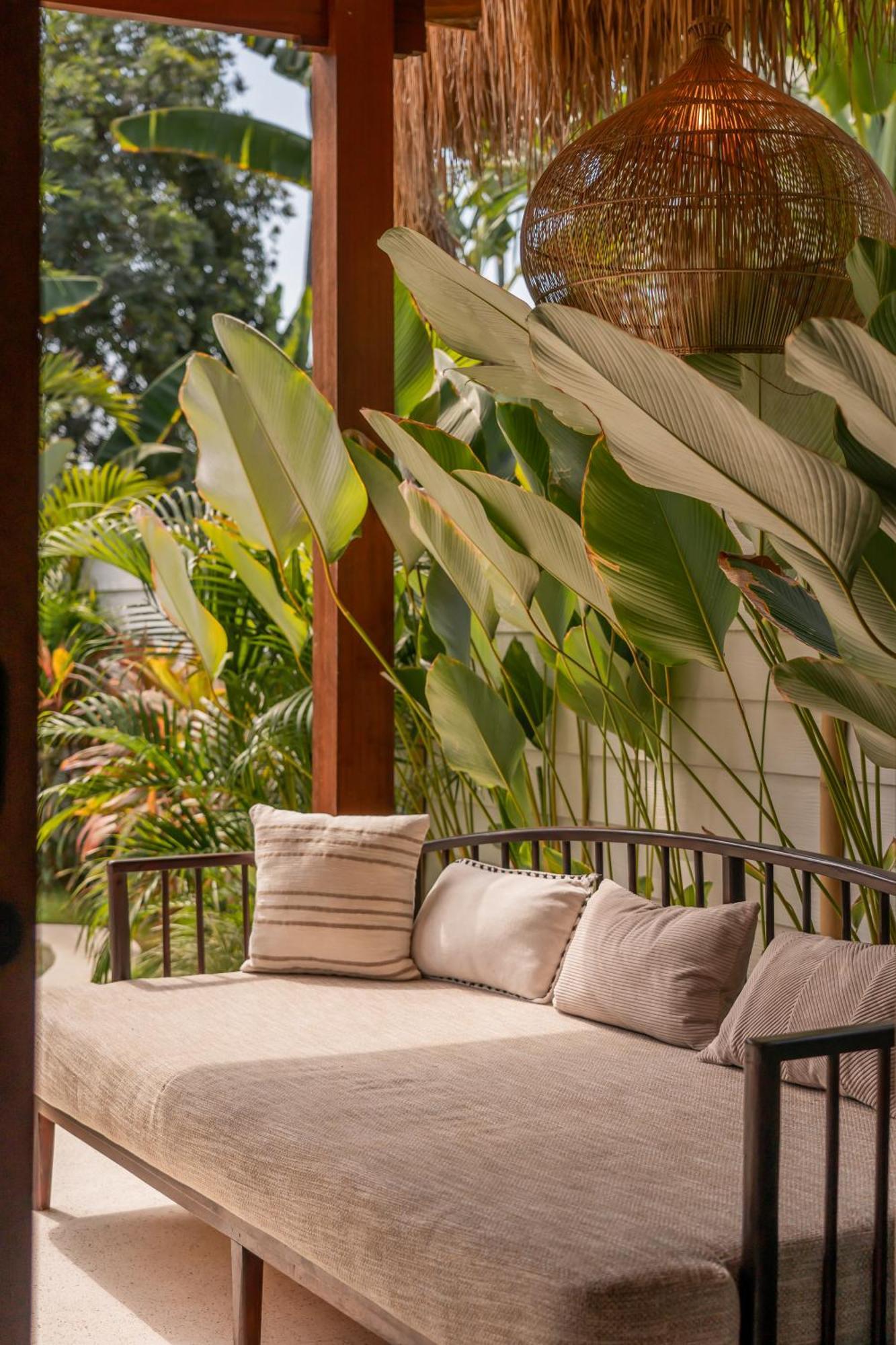Villa Tokay - Luxury Private Villas Гили-Эйр Экстерьер фото
